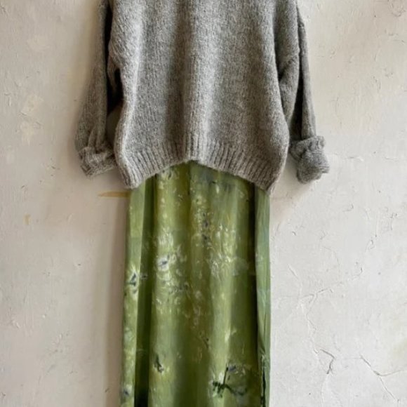 Riverside Tool and Dye 100% Silk Kelp Slip Dress M/L - Picture 3 of 7